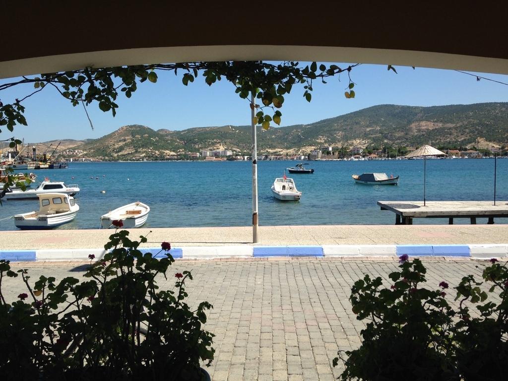 Foca Yali Hotel Bagian luar foto